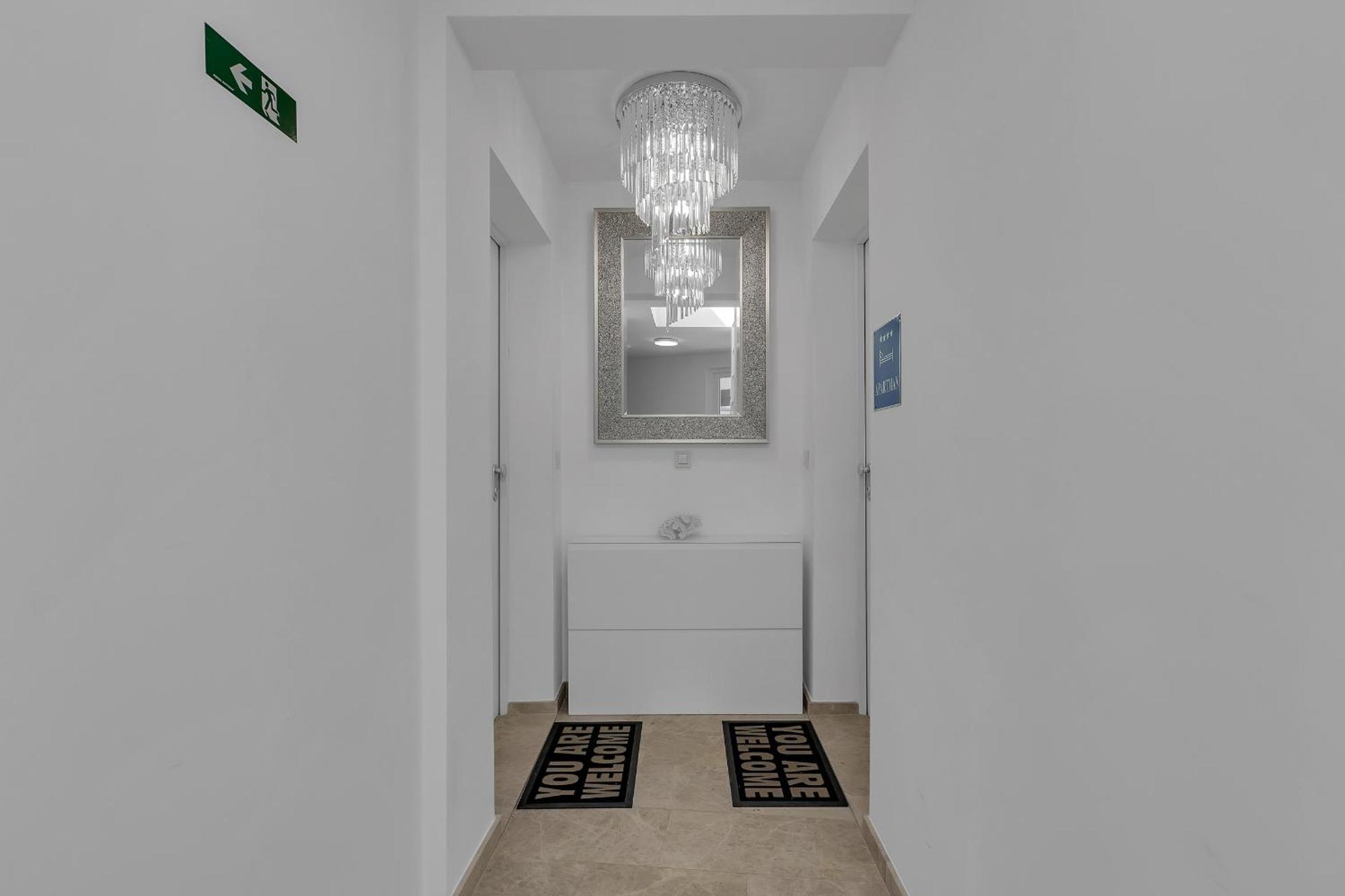 Апартаменты Exclusive Penthouse Big Blue With Private Jacuzzi Макарска Экстерьер фото